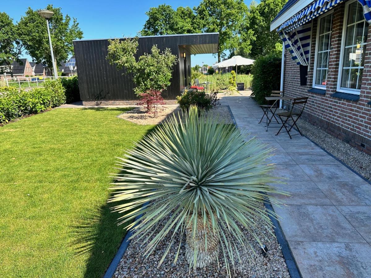 B&B De Wiekeborg Oude Pekela Esterno foto