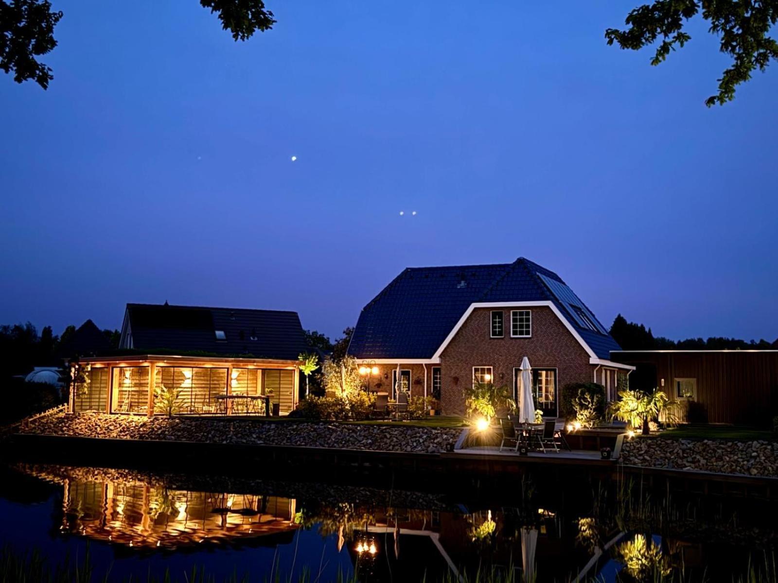 B&B De Wiekeborg Oude Pekela Esterno foto